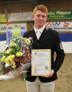 10-15-gadebusch-christoph-maack-goldenes-reitabzeichen